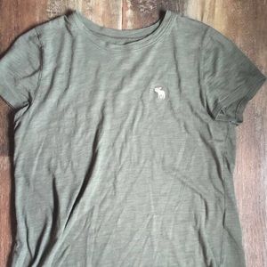 Abercrombie kids logo t shirt